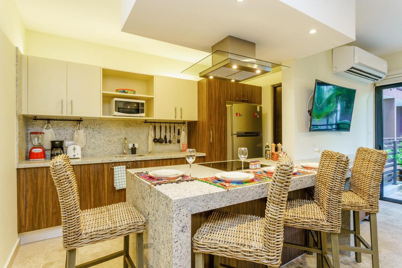 Luxurious Arenis Condo Living By Stella Rentals Playa del Carmen Exterior foto